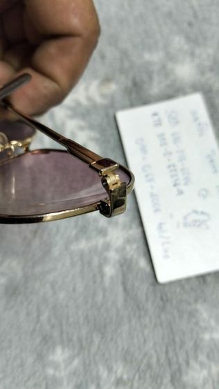 แว่นกันเเดด BOSS INTERNATIONAL ขนาด 54 18-135   รูปที่ 5