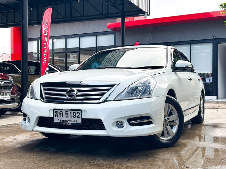 รถ Nissan Teana 2.0 200 XL Sport สี ขาว