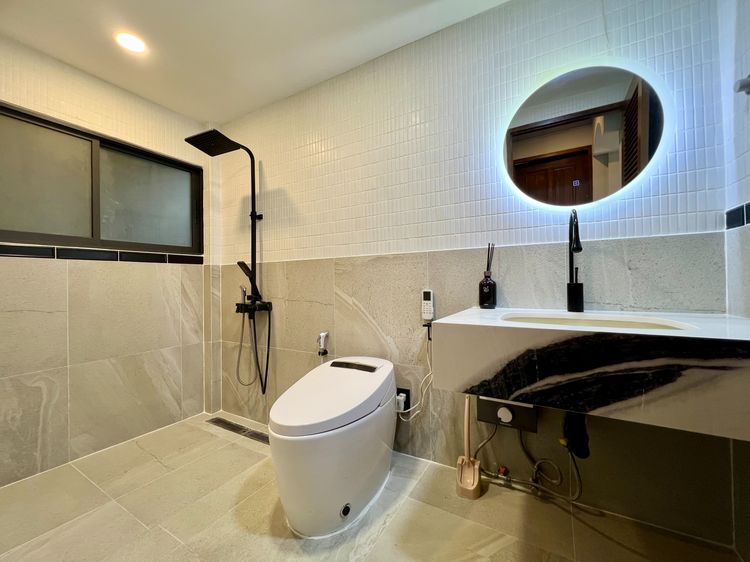 มีบางส่วน For Saleขายบ้านเดี่ยว 7 ห้องอเนกประสงค์ + Master Bedroom Modern Loft Pool Villa ใจกลางสุขุมวิท 77 (อ่อนนุช 17) รีโนเวทใหม่ พร้อมสระว่ายน้ำ  รูปที่ 4