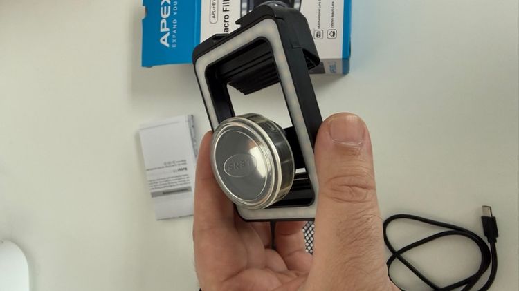 📸 APEXEL Macro Fill Light Set – 100mm Macro Lens with LED Light for Smartphone รูปที่ 4