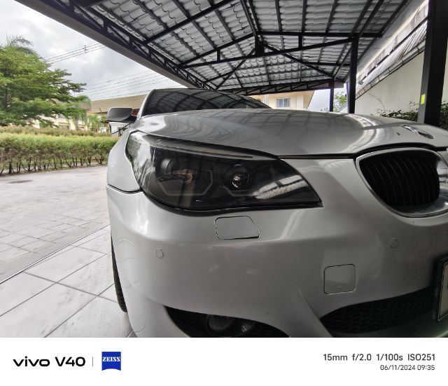 รถ BMW Series 5 520d สี เทา