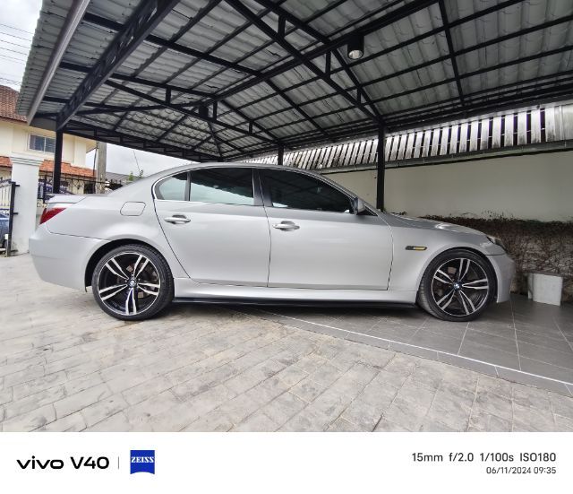 BMW Series 5 2008 520d Sedan ดีเซล เกียร์อัตโนมัติ เทา รูปที่ 2