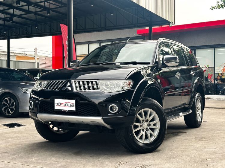 รถ Mitsubishi Pajero Sport 2.5 GT 4WD สี ดำ