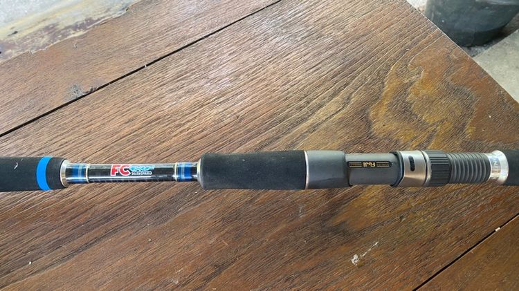 รอกAccurate BV500HN สีเงินดำพร้อมคัน FC monster H2O-C 591 H  ยาว 5‘.9“ รูปที่ 5