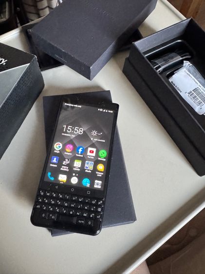 Used Blackberry KeyOne Secure Smartphone 64 GB Android รูปที่ 2