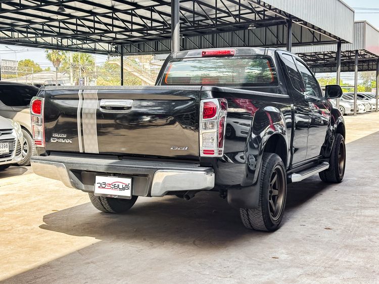 Isuzu D-MAX 2016 1.9 Hi-Lander L Pickup ดีเซล เกียร์ธรรมดา ดำ รูปที่ 4