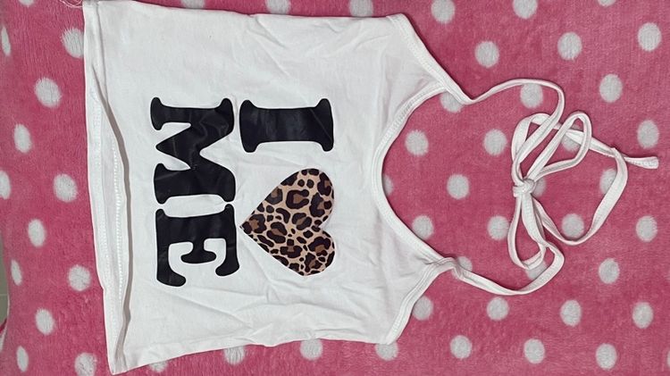 เสื้อเกาะอกคล้องคอ