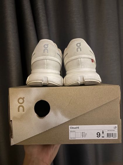 On cloud 6 white รูปที่ 3