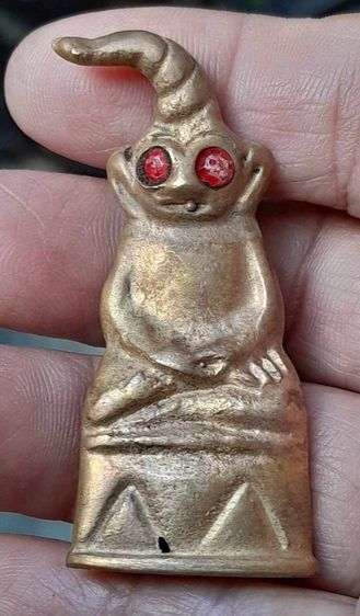 งั่งตาแดงสวยๆครับ ของเก่าเก็บ