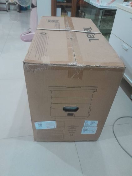 เครื่องดูแลเสื้อผ้าและรีดผ้าไอน้ำ TEFAL รุ่น YT2020E0 ใหม่ยังไม่ได้แกะกล่อง รูปที่ 8