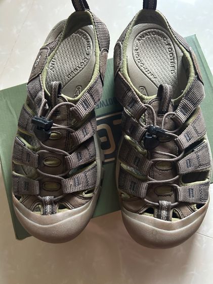 รองเท้า KEEN