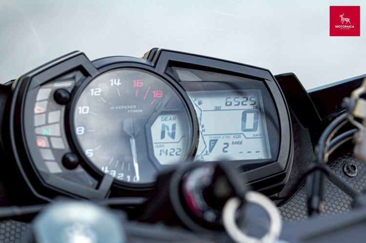 Kawasaki Ninja ZX-6R ปี2019 สีดำด้าน วิ่งน้อย6,000Km. รถใหม่มาก รูปที่ 5