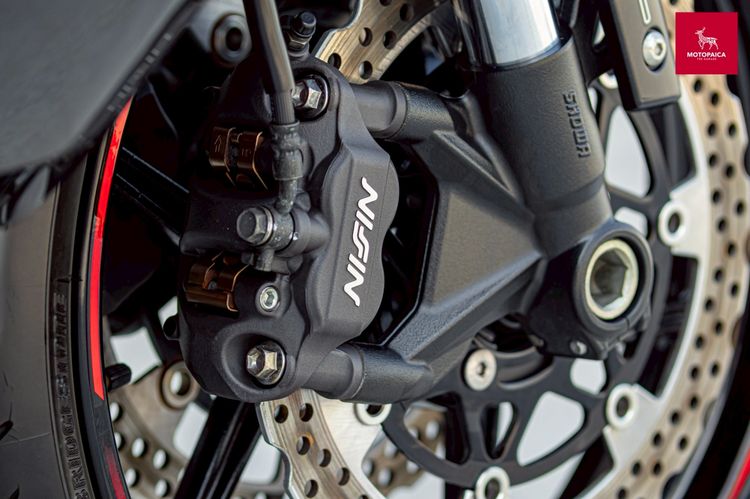 Kawasaki Ninja ZX-6R ปี2019 สีดำด้าน วิ่งน้อย6,000Km. รถใหม่มาก รูปที่ 10