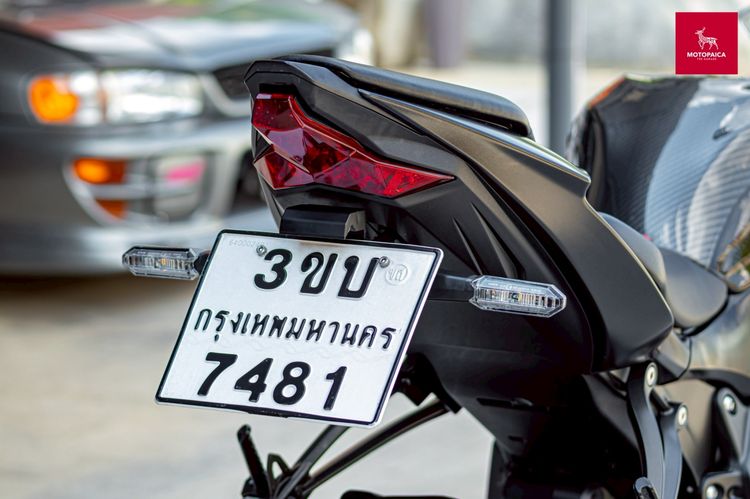 Kawasaki Ninja ZX-6R ปี2019 สีดำด้าน วิ่งน้อย6,000Km. รถใหม่มาก รูปที่ 9