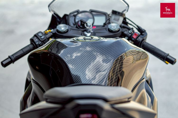 Kawasaki Ninja ZX-6R ปี2019 สีดำด้าน วิ่งน้อย6,000Km. รถใหม่มาก รูปที่ 13