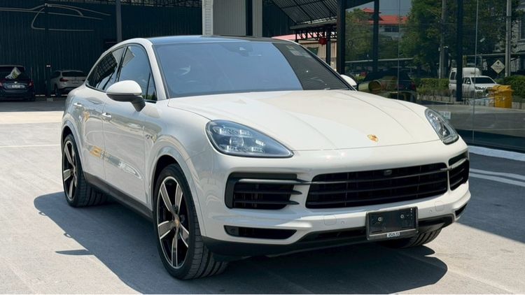 Porsche Cayenne 2023 3.0 E-Hybrid 4WD Utility-car ไฮบริด ไม่ติดแก๊ส เกียร์อัตโนมัติ เบจ รูปที่ 2