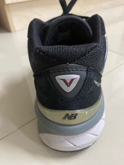 รองเท้าผู้ชายมือสอง สภาพดี  New Balance 990v5 สีดำ รูปที่ 2