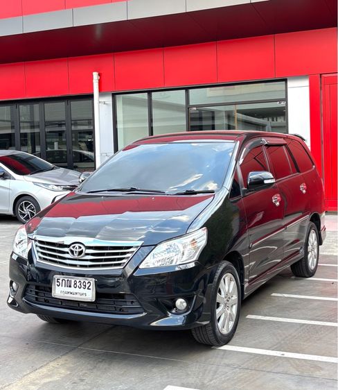 Toyota Innova 2013 2.0 V Utility-car เบนซิน LPG เกียร์อัตโนมัติ ดำ รูปที่ 2