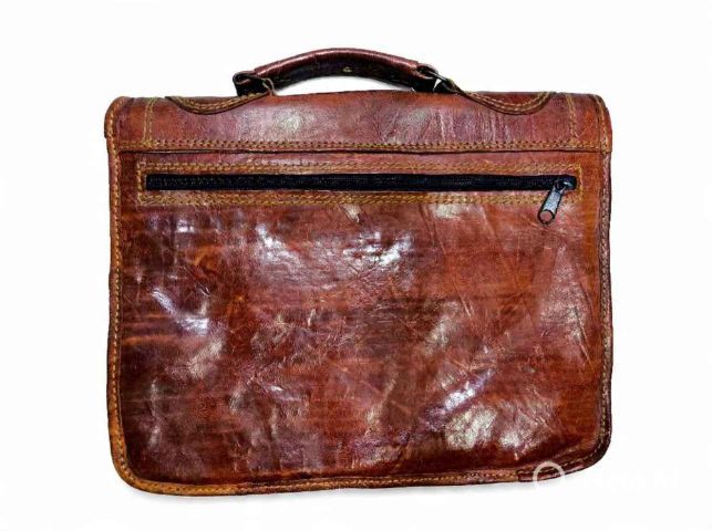 กระเป๋าสะพายหนังแท้ รูปที่ 2