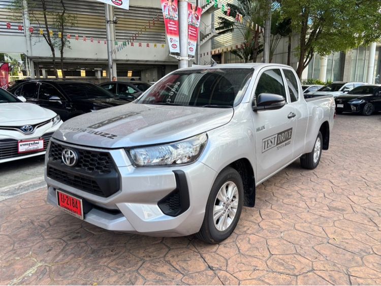 รถ Toyota Hilux Revo Smart Cab 2.4 Entry Z Edition สี เทา