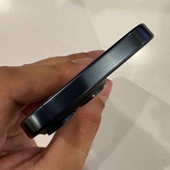 Iphone 15pro 128gb เครื่องศูนย์ไทย สี blue titanium สภาพใหม่ ไม่มีรอย รูปที่ 3
