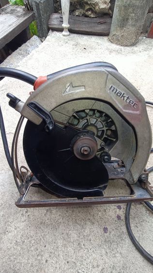 เครื่องมือก่อสร้าง เลื่อยวงเดือน 7 นิ้ว maktec