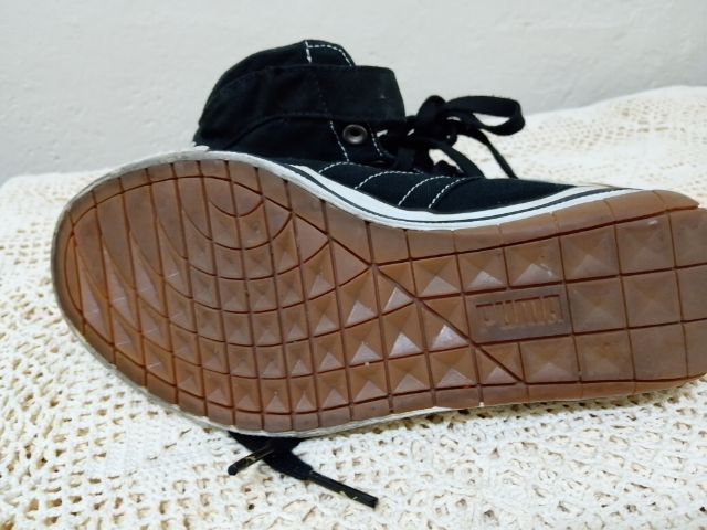 รองเท้าพูม่าสีดำ รูปที่ 6