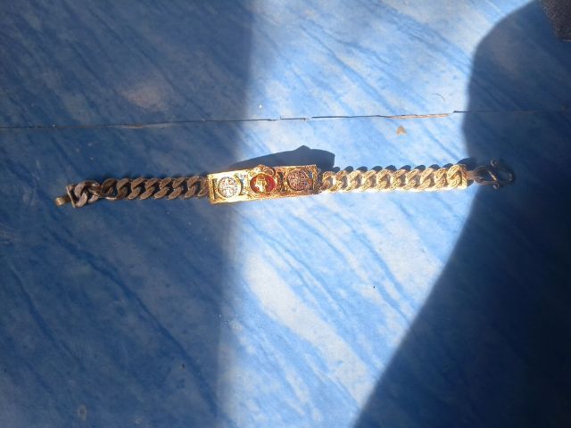 เลสหลวงพ่อรวย2บาท ปี 2561  เหลี่ยมทองคำ รูปที่ 4