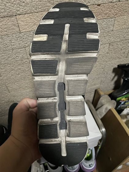 รองเท้า on cloud ผู้ชายสีดำ เบอร์ 46  รูปที่ 3