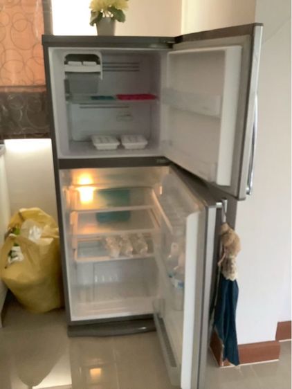 ตู้เย็น Toshiba 6.9 คิว รูปที่ 2
