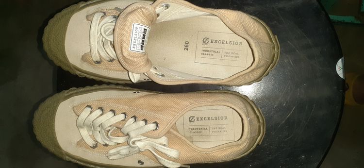 รองเท้ามือสอง สภาพใหม่มาก.ไม่มีตำหนิ  รูปที่ 3