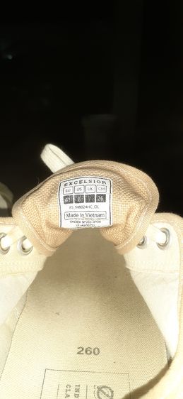 รองเท้าผ้าใบ ผ้า UK 8 | EU 42 | US 8.5 เนื้อ รองเท้ามือสอง สภาพใหม่มาก.ไม่มีตำหนิ 