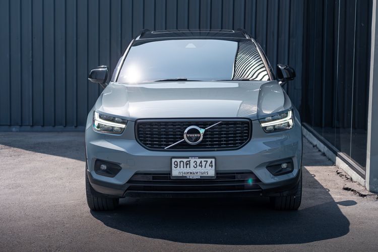 Volvo XC40 2020 2.0 T5 R-Design 4WD Utility-car เบนซิน ไม่ติดแก๊ส เกียร์อัตโนมัติ เทา รูปที่ 2