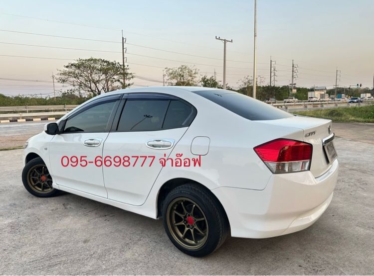 Honda City 2010 1.5 S i-VTEC Sedan เบนซิน ไม่ติดแก๊ส เกียร์อัตโนมัติ ขาว รูปที่ 3
