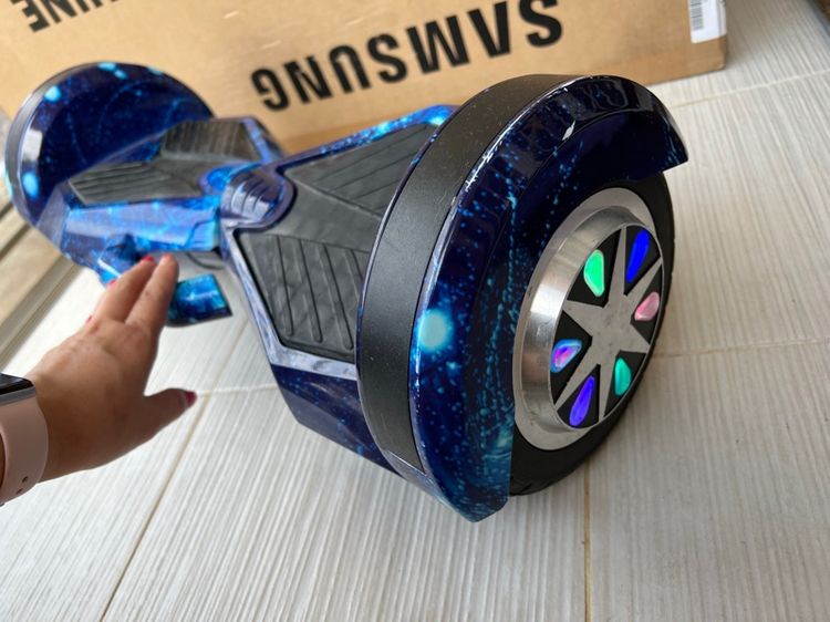 hoverboard โฮเวอร์บอร์ด  สกู๊ตเตอร์ไฟฟ้า มีไฟ LED  มือ2  เล่นน้อยคะ รูปที่ 2