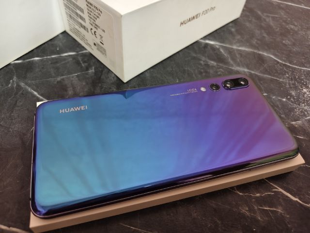 Huawei P20 Pro ครบกล่อง พร้อมใช้งาน รูปที่ 10