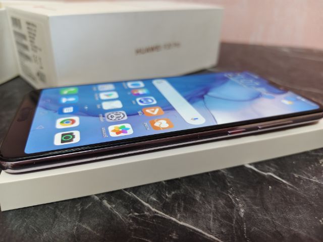 Huawei P20 Pro ครบกล่อง พร้อมใช้งาน รูปที่ 3