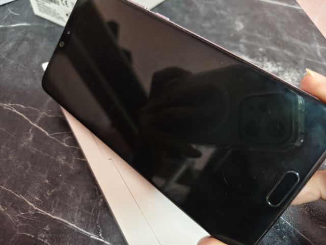 Huawei P20 Pro ครบกล่อง พร้อมใช้งาน รูปที่ 11