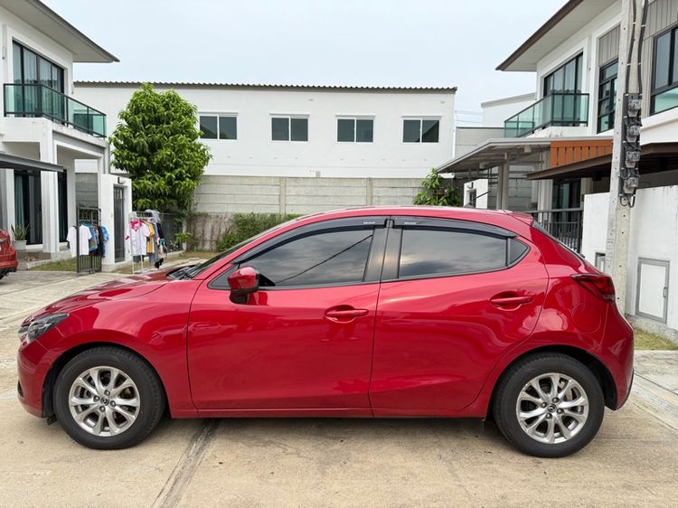 Mazda Mazda 2 2016 1.3 Sports High Plus Sedan เบนซิน ไม่ติดแก๊ส เกียร์อัตโนมัติ แดง รูปที่ 3