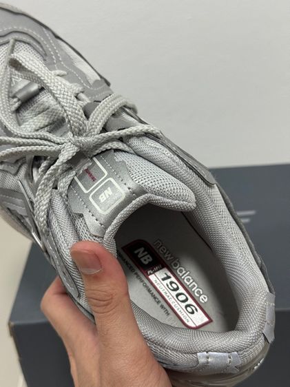 New Balance 1906D Protection Pack Silver Metallic รูปที่ 16
