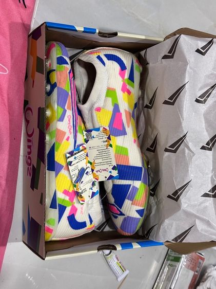 รองเท้าสตั้ดWing Crazy