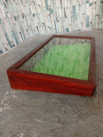 ตู้กระจกไม้ใส่ของขาย(ใส่ได้ทั้งพระเครื่อง,ลอตเตอรี่,นาฬิกา หรือ เครื่องประดับต่างๆ และอื่นๆตามแต่จะใส่ รูปที่ 2