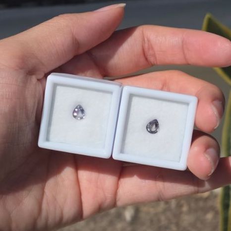 ใส พลอยแซฟไฟร์แทนซาไนท์ดิบ