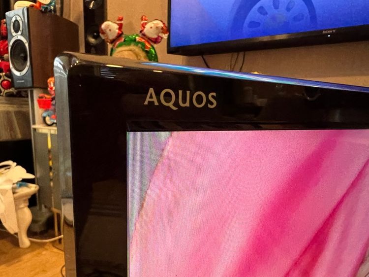 TV Sharp 24 นิ้ว สภาพสวย พร้อมขาตั้งปรับระดับได้ รูปที่ 2