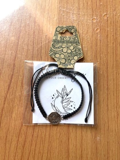 สร้อยข้อมือ เชือกถัก จี้เงินแท้92.5 