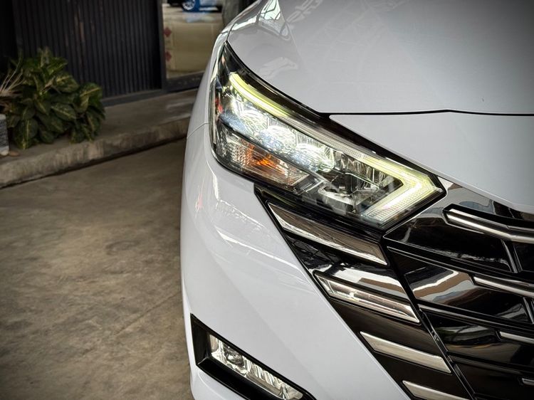 Nissan Almera 2023 1.0L Turbo VL CVT Sedan เบนซิน ไม่ติดแก๊ส เกียร์อัตโนมัติ เทา รูปที่ 2