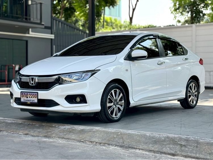 Honda City 2018 1.5 V Plus i-VTEC Sedan เบนซิน ไม่ติดแก๊ส เกียร์อัตโนมัติ ขาว รูปที่ 3
