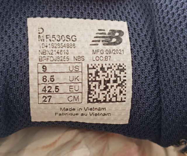 ขาย New balance 2002RGS  สี ขาว เขียว size 42.5-270cm ของแท้  สภาพสวย นิยม รูปที่ 16