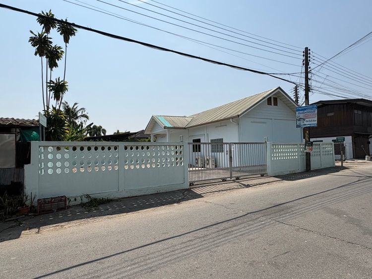 Land with Single-Storey Building for Sale - Mae Rim, Chaing Mai