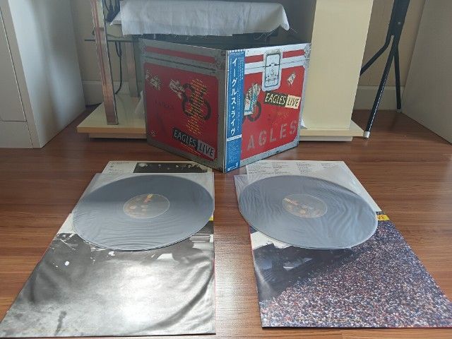 ขายแผ่นเสียงสะสม The Eagles - Eagles Live ปก VG2บวก แผ่น VG 2บวก ราคา 630 บาท ค่าส่ง 50 บาท โทร.ไลน์ 0811377711  รูปที่ 3